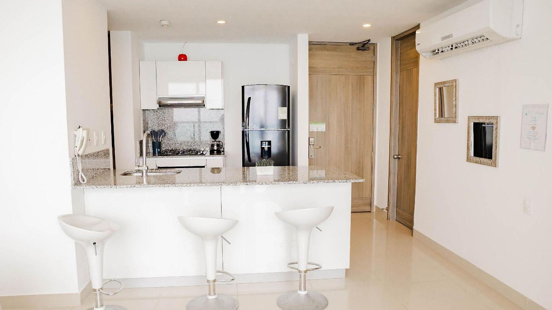 Apartment U-go Morros Bocagrande Frente Al Mar *